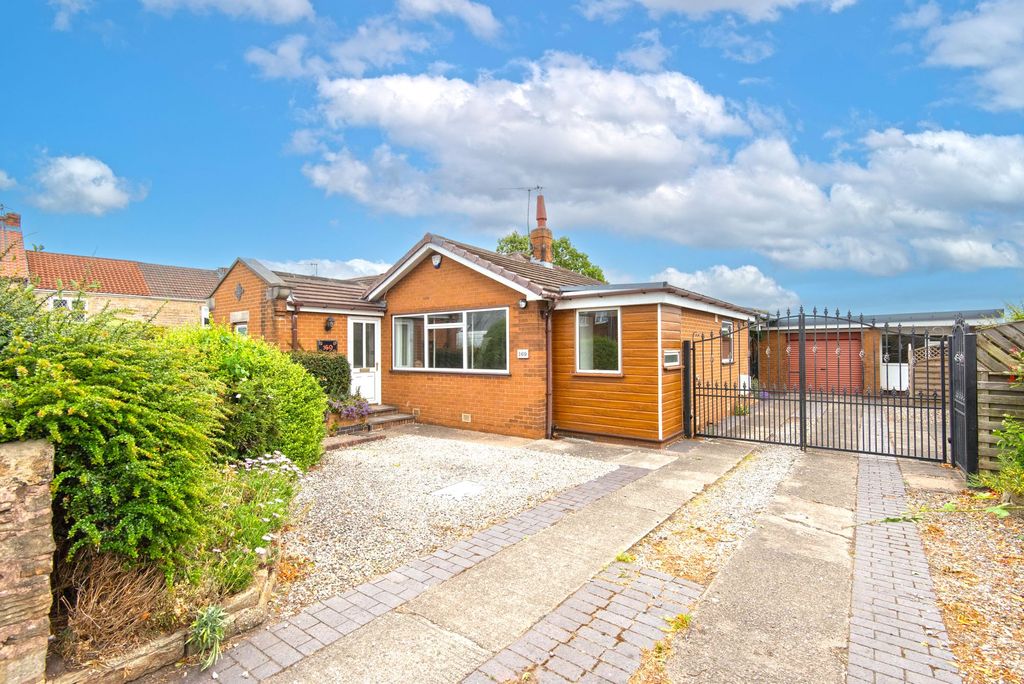 Property photo 1 of 25