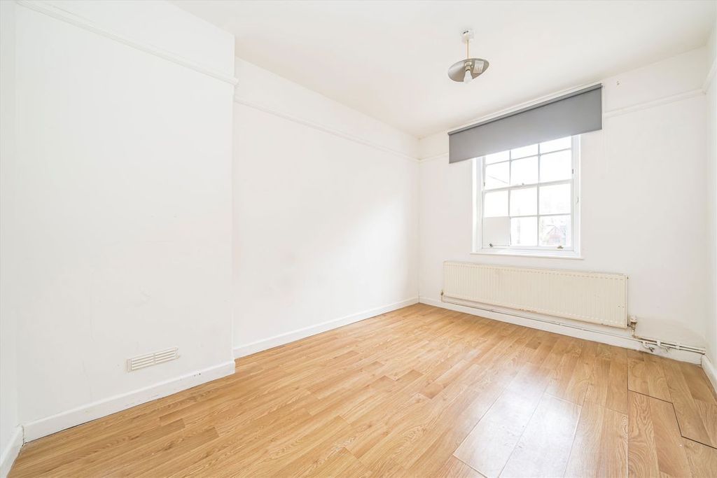 Property photo 3 of 4