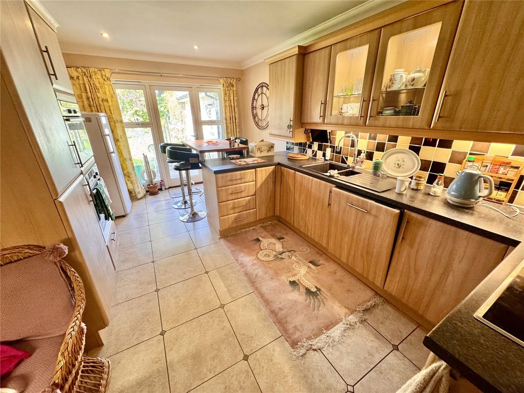 Property photo 2 of 12 Picture No. 04