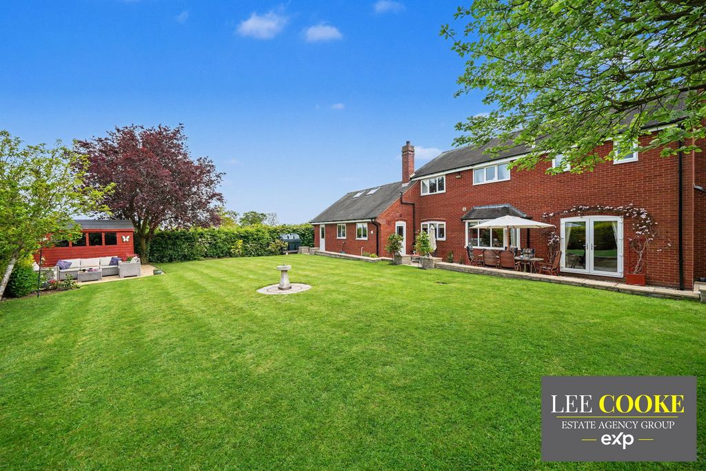 Property photo 3 of 58