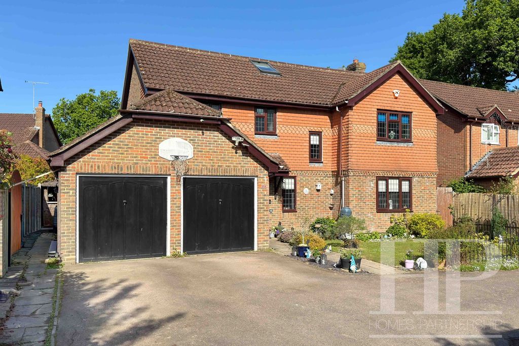 Property photo 1 of 33