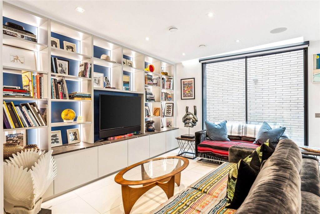 Property photo 2 of 20 Picture No. 05