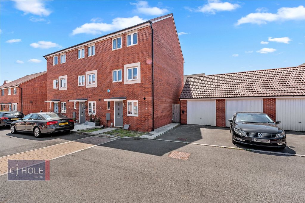 Property photo 1 of 18 Picture No. 32