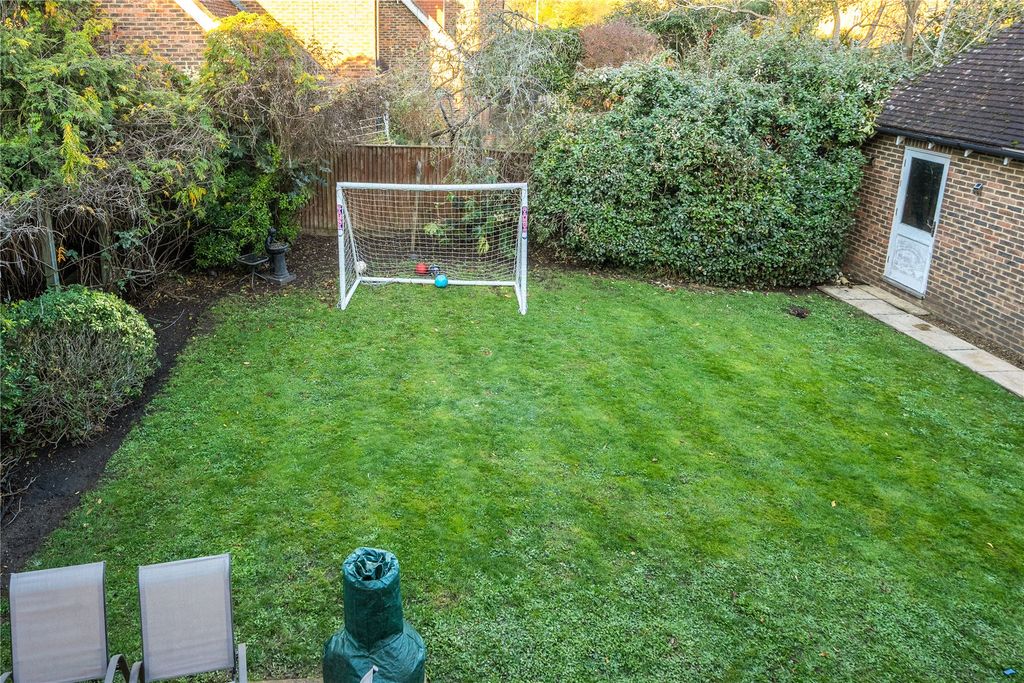 Additional image 32 of 6 bed country house for saleSandringham Drive, Dartford, Kent DA2