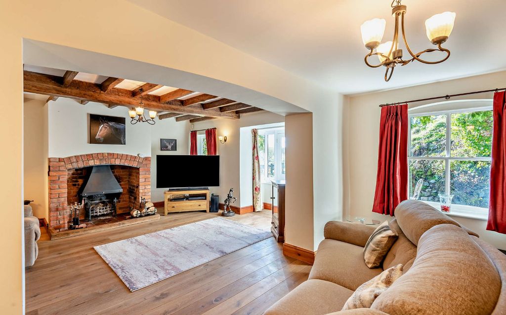 Property photo 3 of 49 Drawing Room