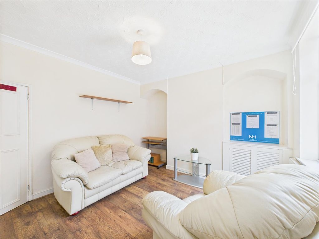 Property photo 3 of 6 Cam04063G0-Pr0113-Still001.Jpg