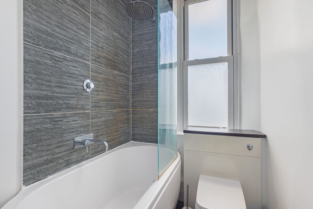Additional image 14 of 3 bed flat for saleUnion Grove, Aberdeen AB10