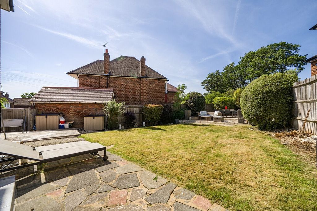 Property photo 2 of 20 Picture No. 05