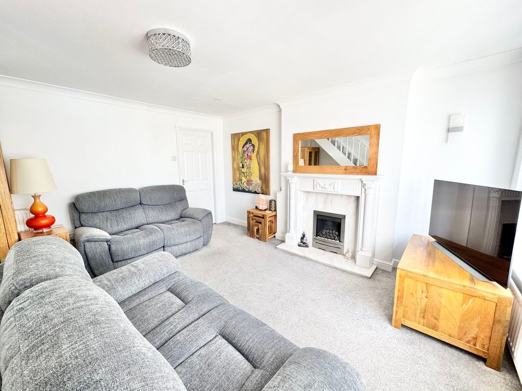 Property photo 2 of 14 Photo 4