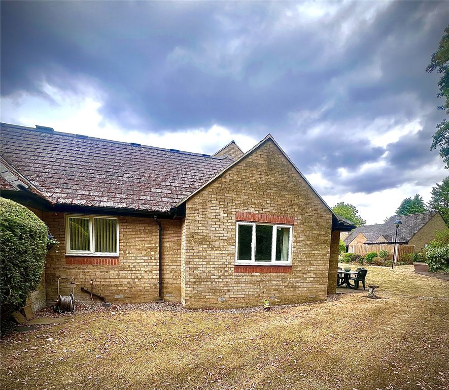 Property photo 1 of 22 Picture No. 33