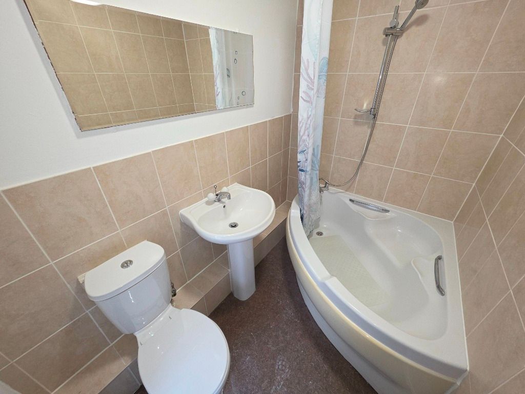 Property photo 3 of 5 Photo 3