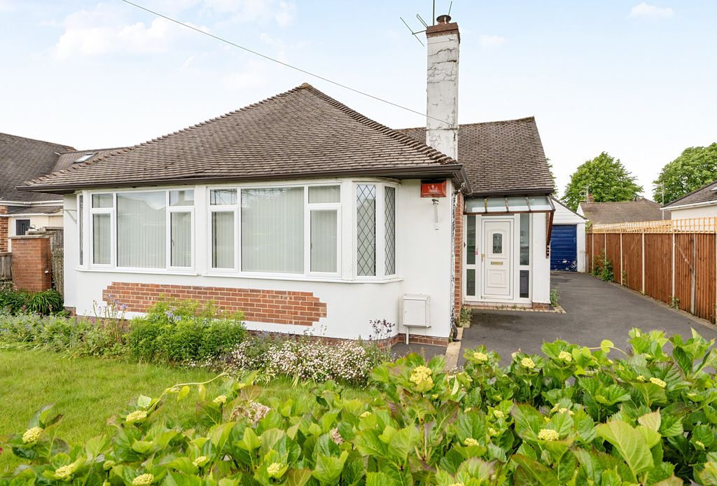 Property photo 1 of 13 1464548-22-6A0B7E...