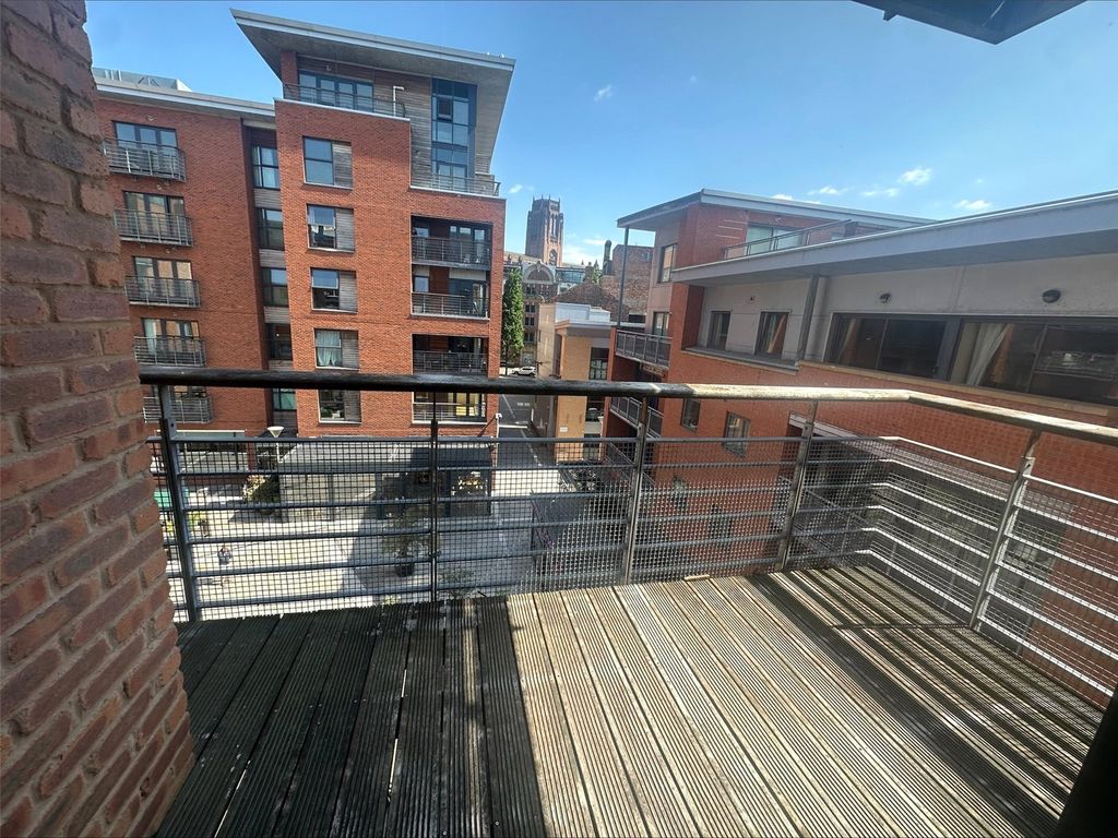 Property photo 1 of 16 Picture No. 02