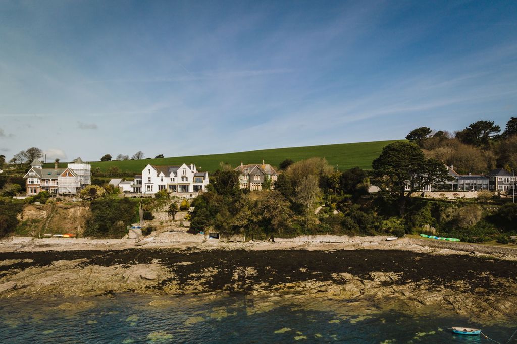 Property photo 2 of 10 Water’S Edge, Trefusis Road, Flushing, Cornwall, Tr11 5Ub