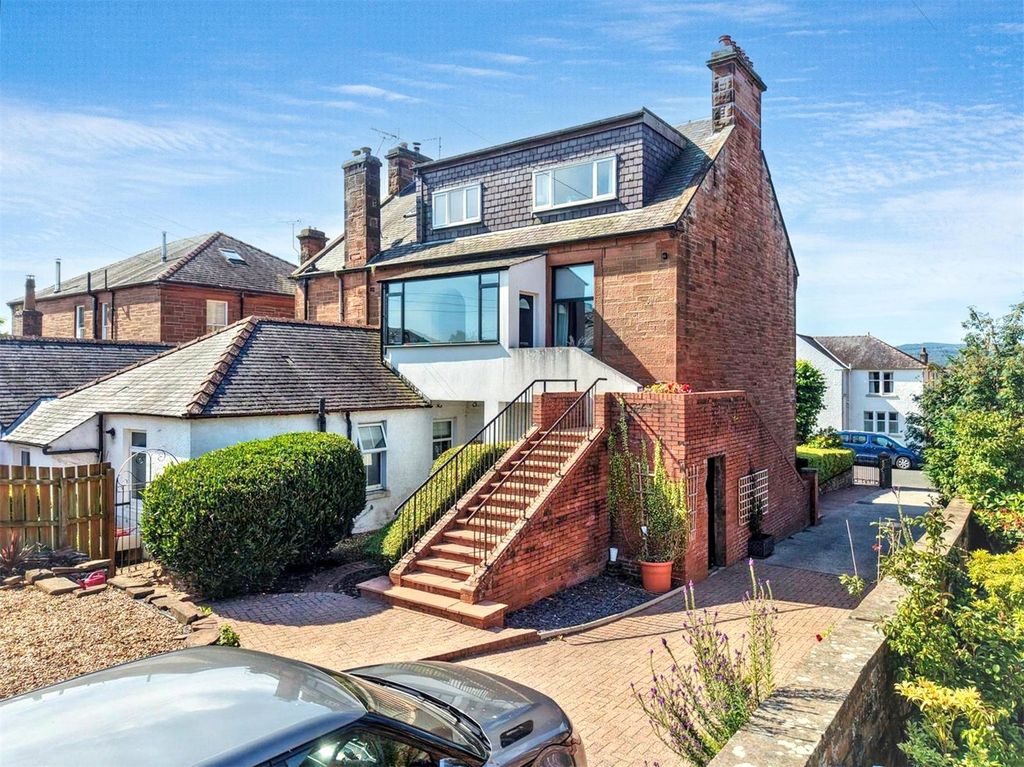 Property photo 2 of 32 2