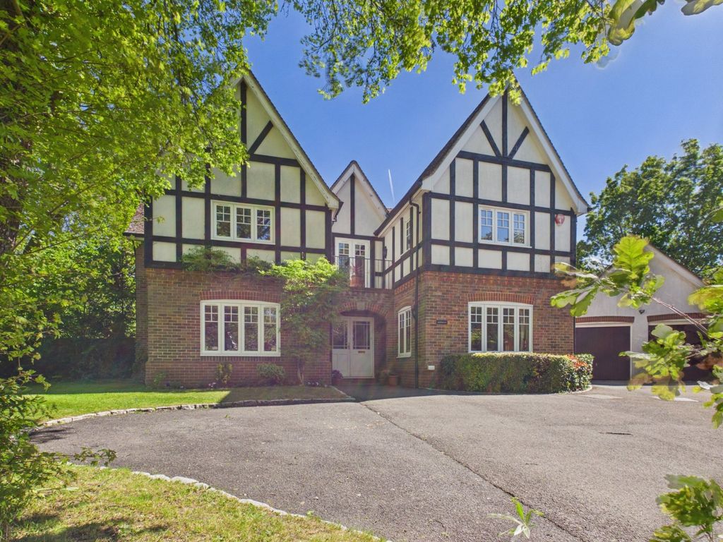 Property photo 1 of 22 Picture No. 33