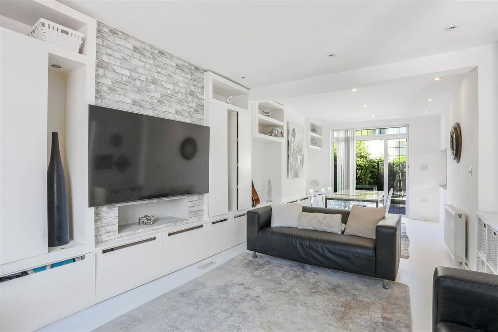 Property photo 2 of 20 1500333640 - 8.Jpg