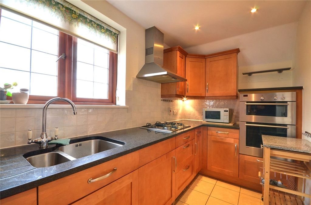 Property photo 2 of 11 Picture No. 03