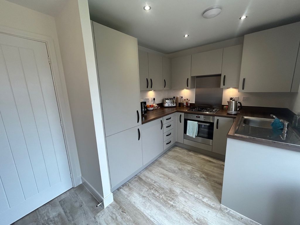 Property photo 3 of 7 Picture No. 02