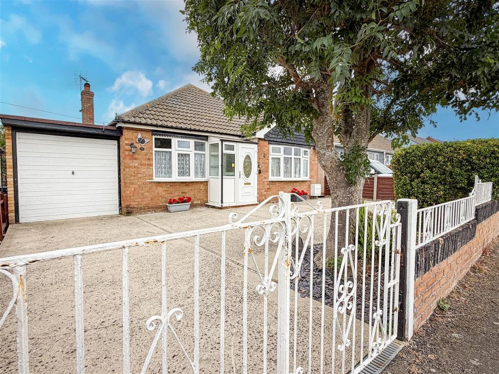 Property photo 1 of 21 Jubilee F.Jpg