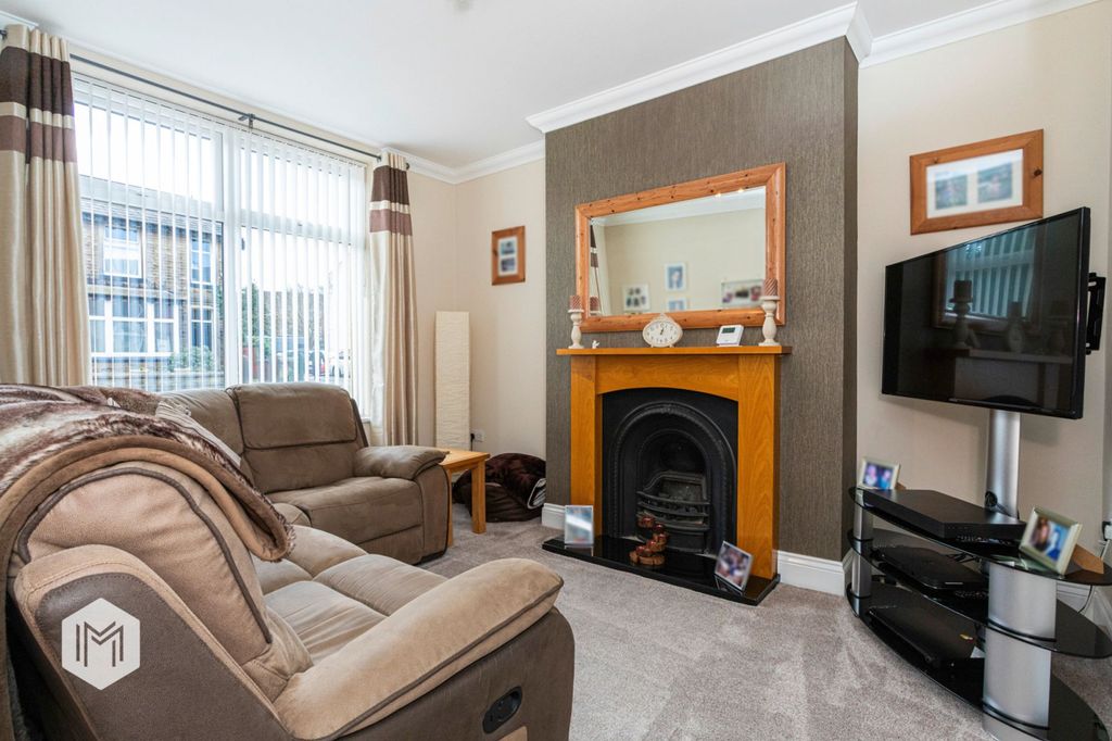 Property photo 1 of 25 Picture No. 21