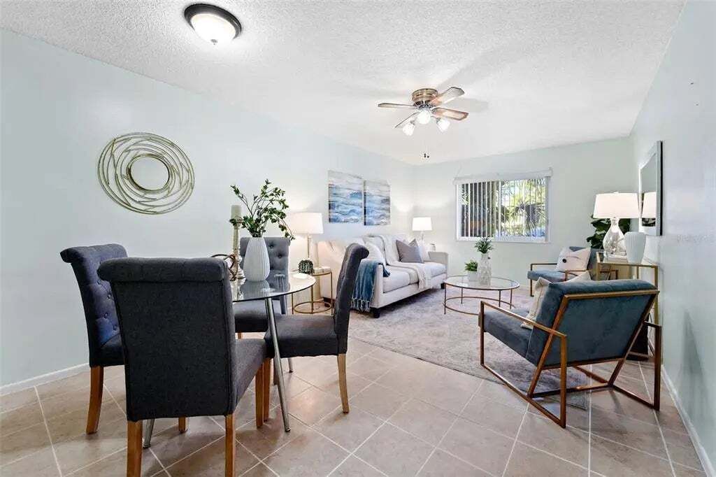 Property photo 2 of 18 <Alttext/>