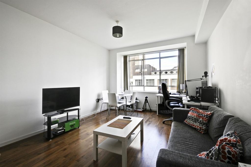 Property photo 1 of 8 1