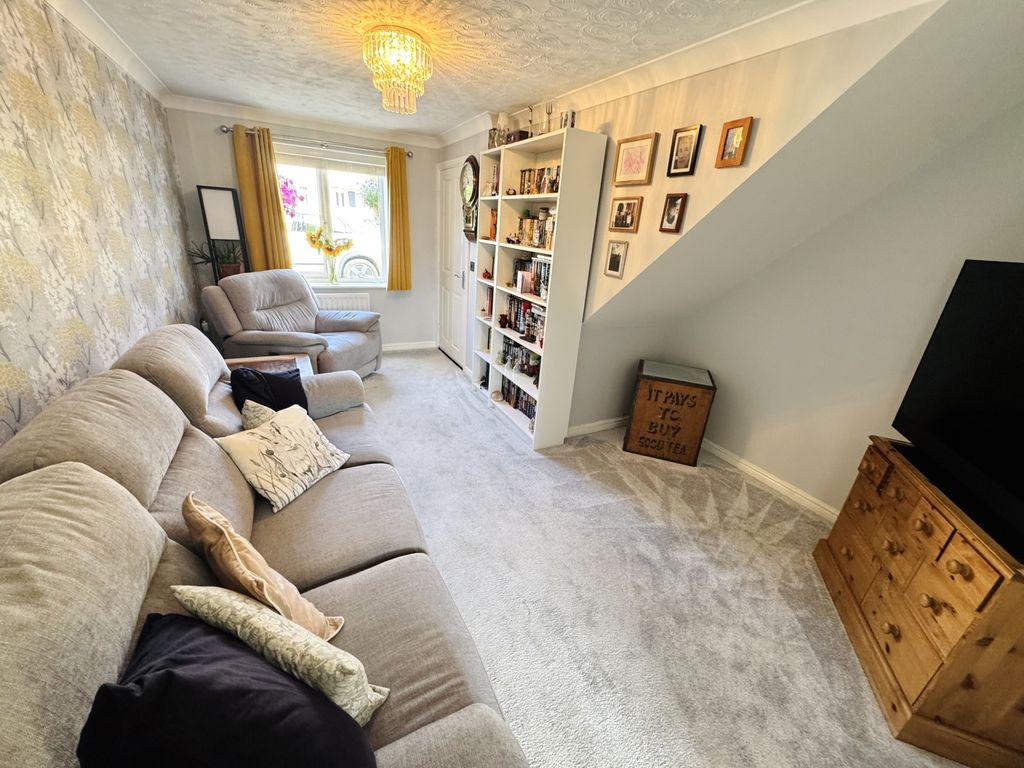 Property photo 3 of 18 Img_9952