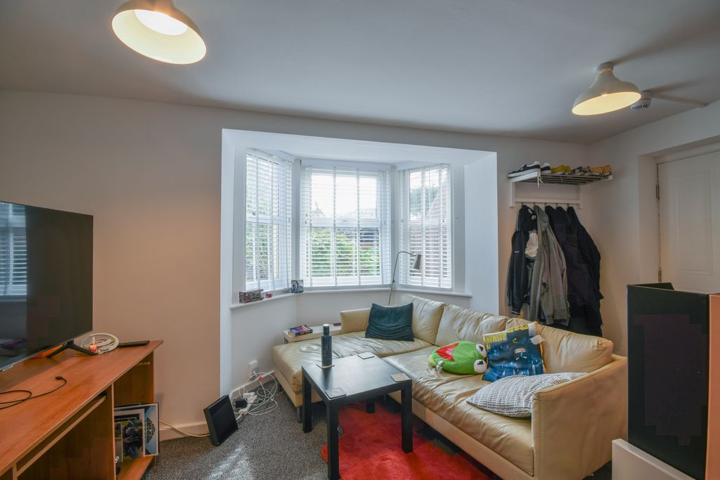 Property photo 3 of 15