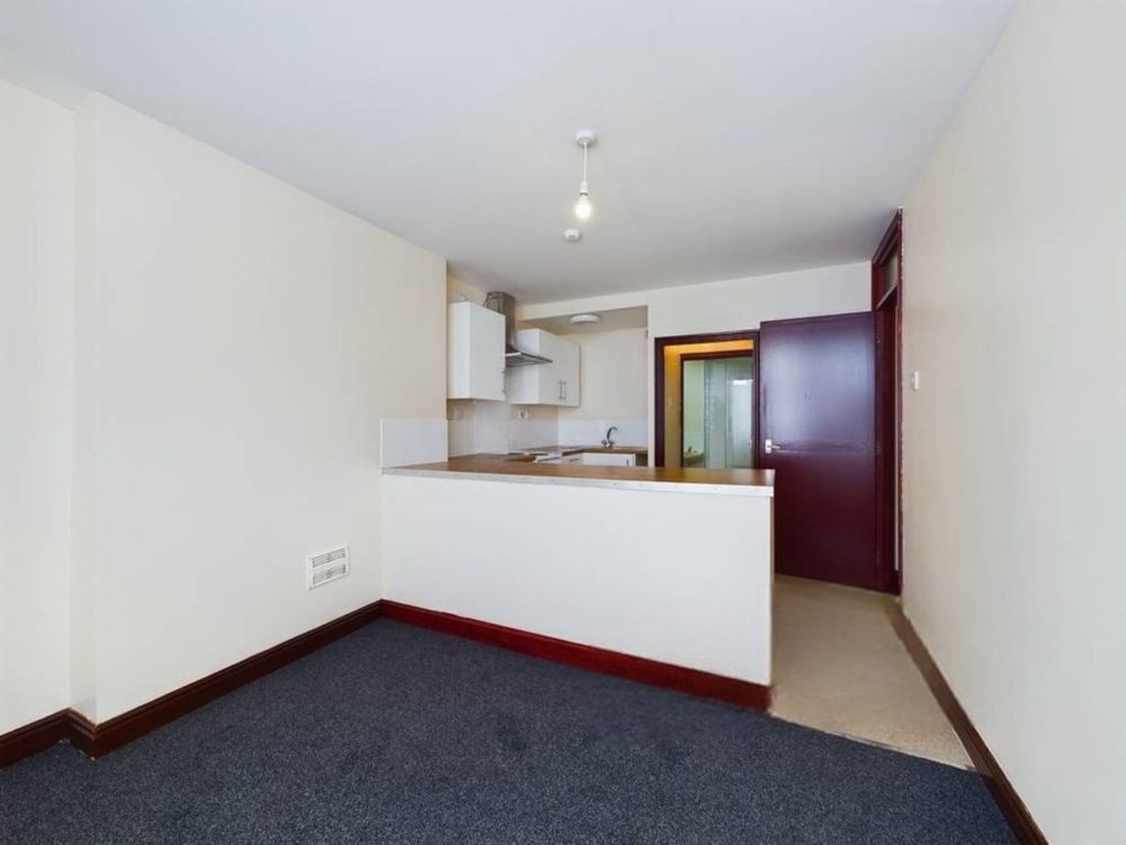 Property photo 1 of 5 2610400