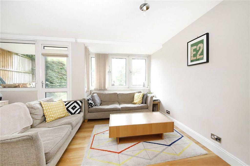 Property photo 2 of 8