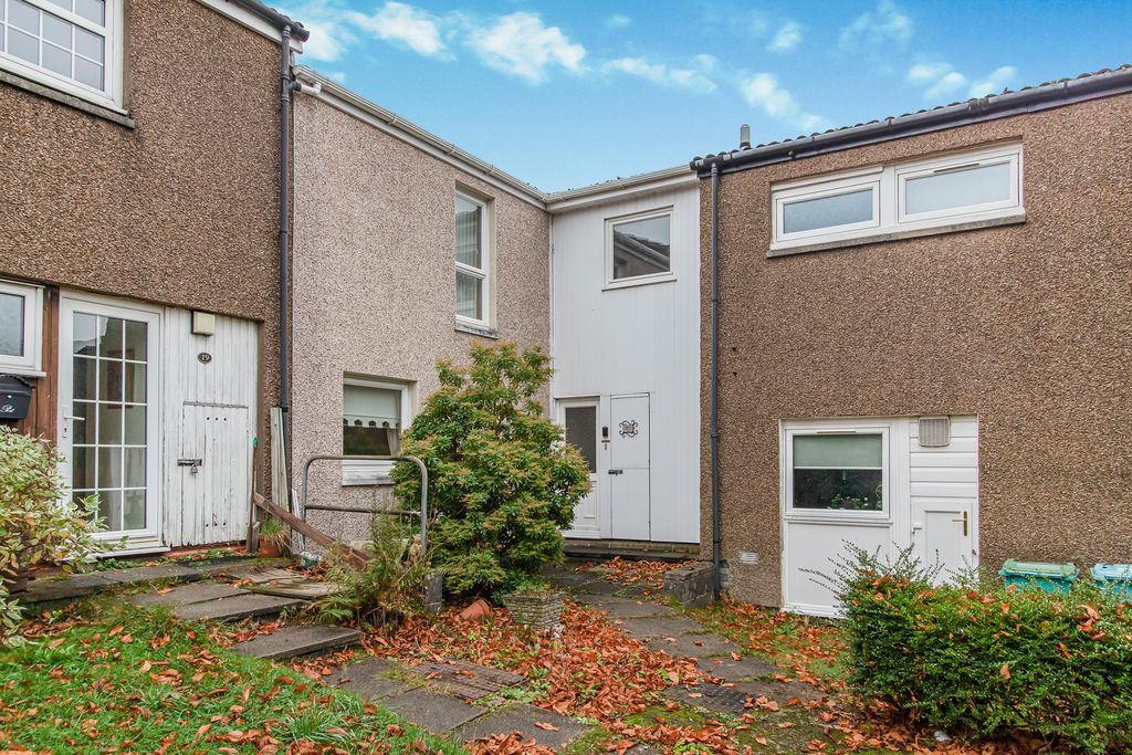 Property photo 2 of 20