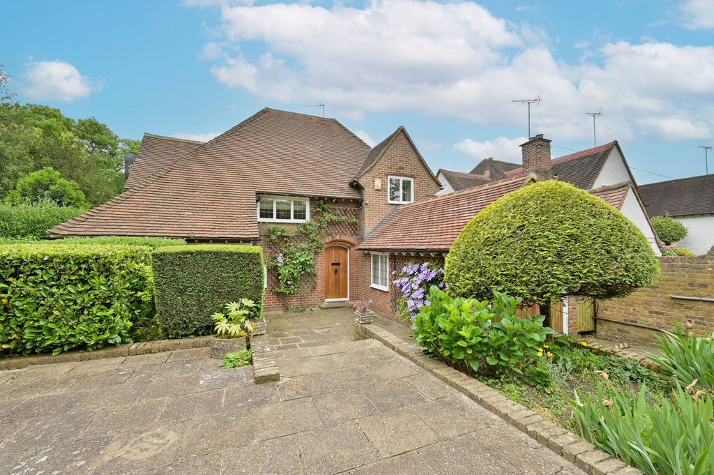 Property photo 1 of 46