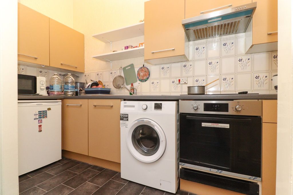 Property photo 2 of 7 Picture 2