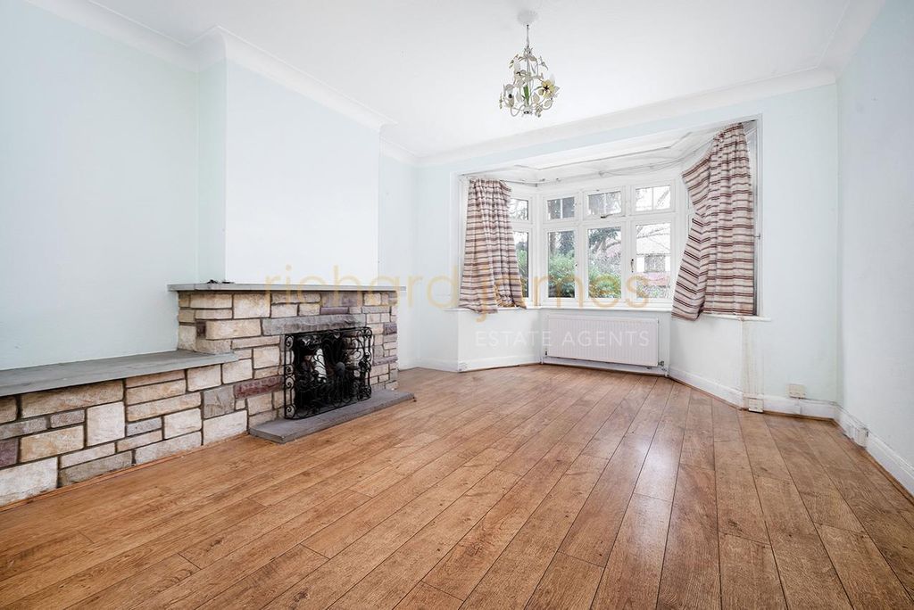 Property photo 2 of 14 W02.Jpg