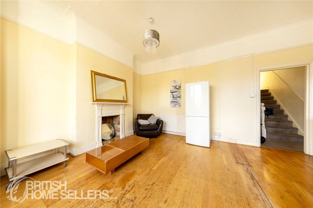 Property photo 3 of 17 Picture No. 20