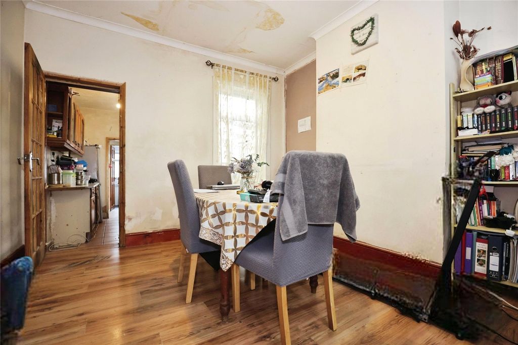 Property photo 3 of 10 Picture No. 29