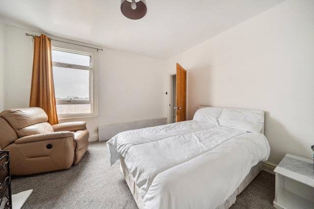 Property photo 2 of 20 Internal View