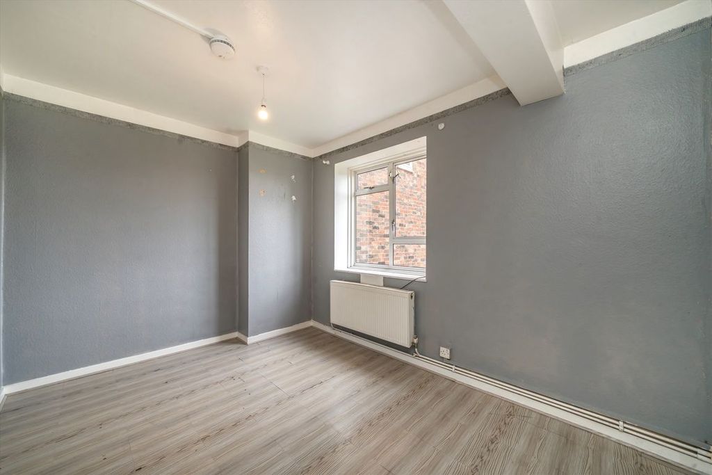 Property photo 3 of 3