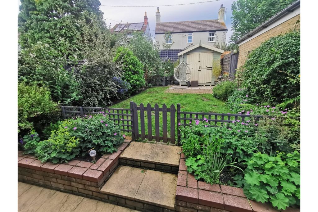Property photo 3 of 10