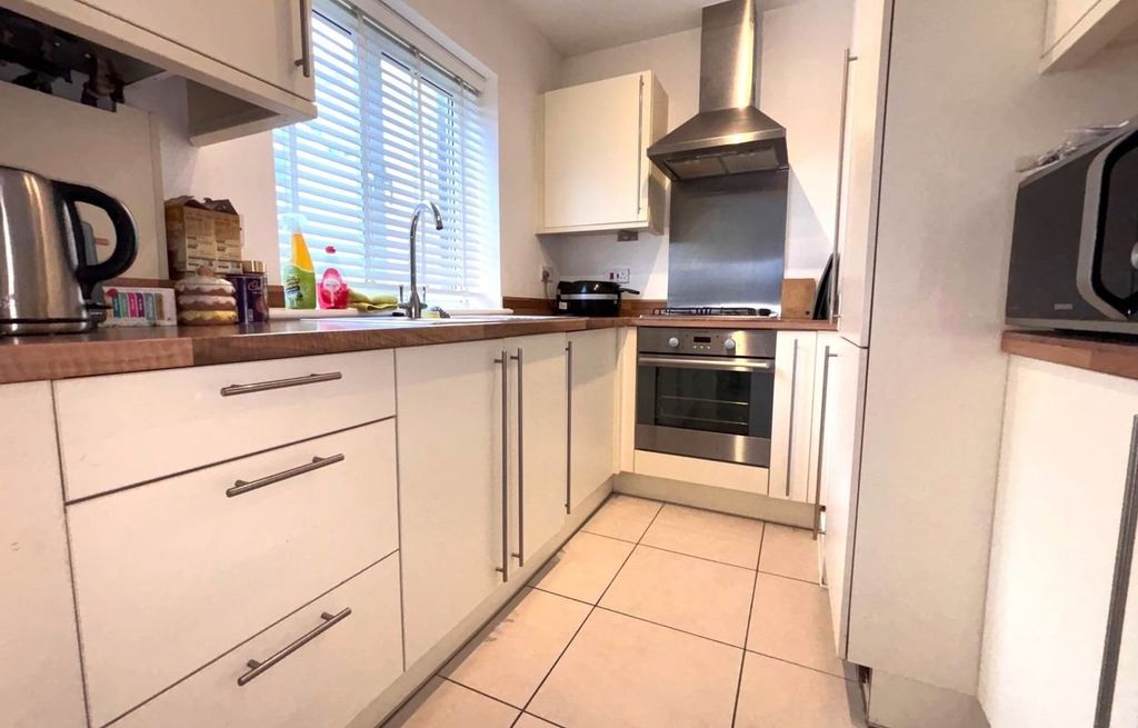 Property photo 3 of 7 Picture 3