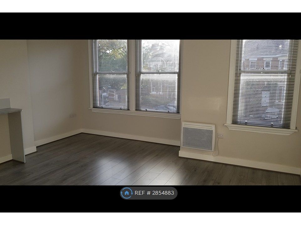 Property photo 1 of 7 Great Living Space