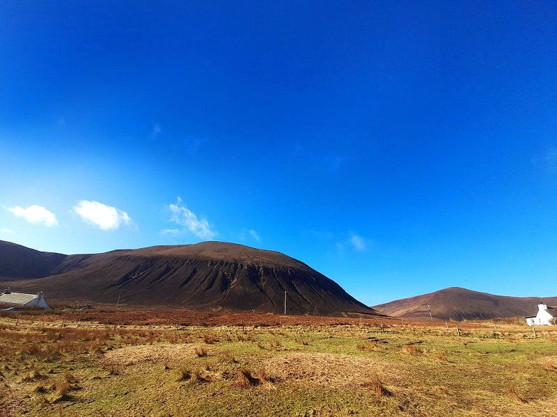 Property photo 2 of 3 Rear