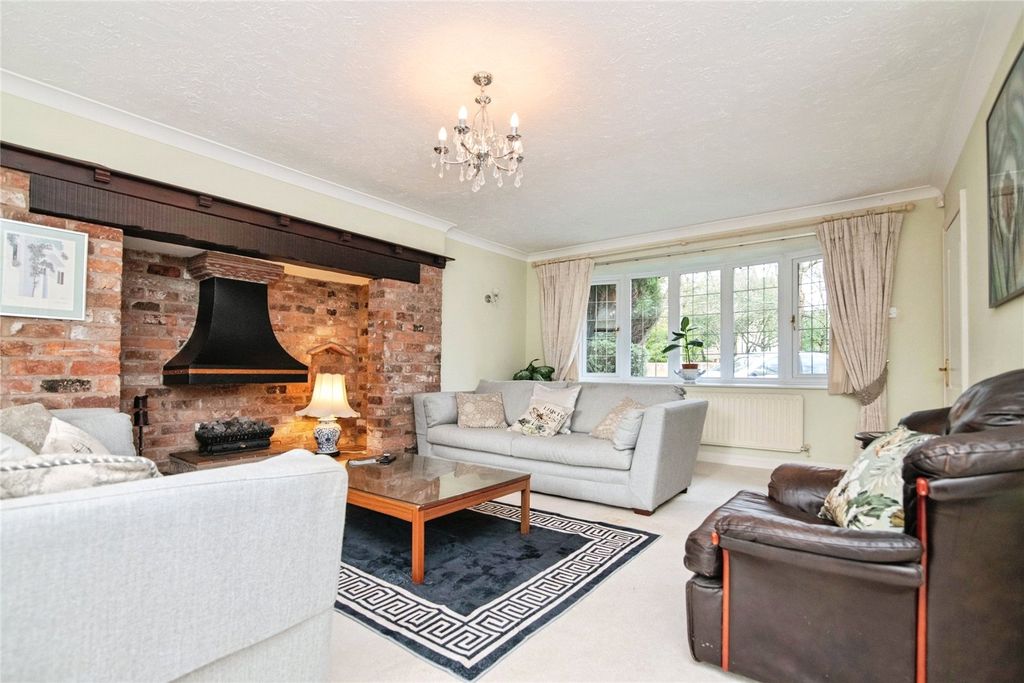 Property photo 2 of 25 Picture No. 44