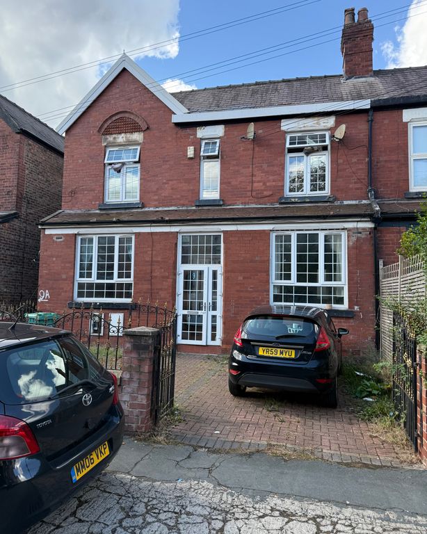 Property photo 1 of 12