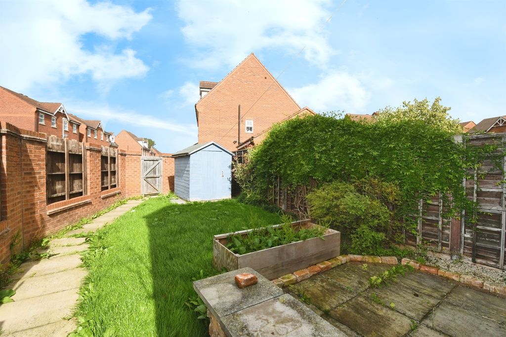 Property photo 2 of 16