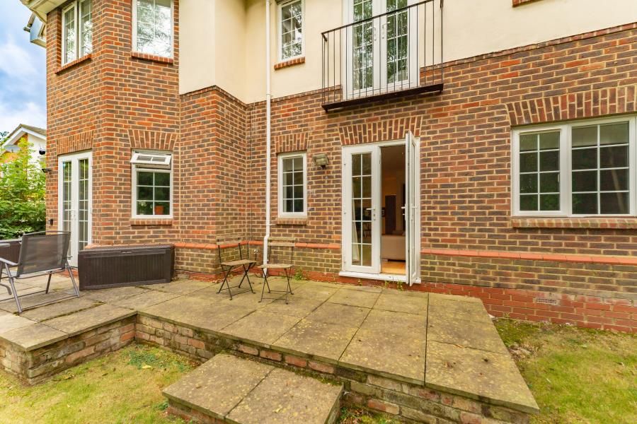 Property photo 3 of 17
