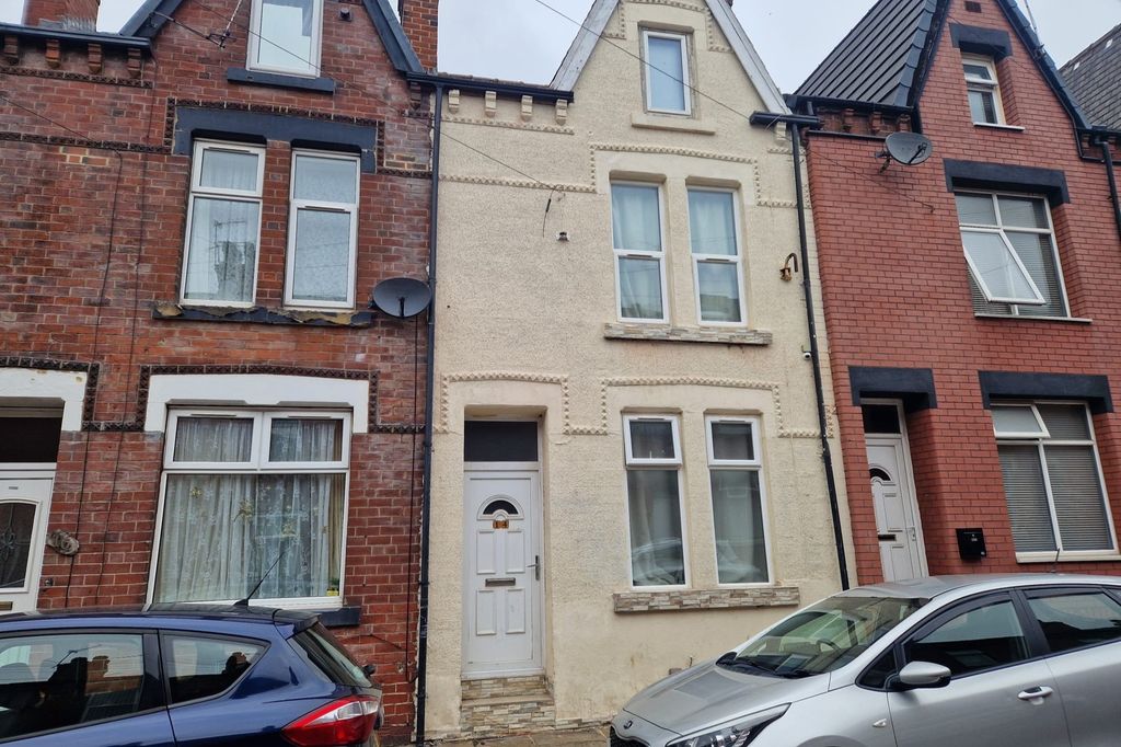 Property photo 1 of 1