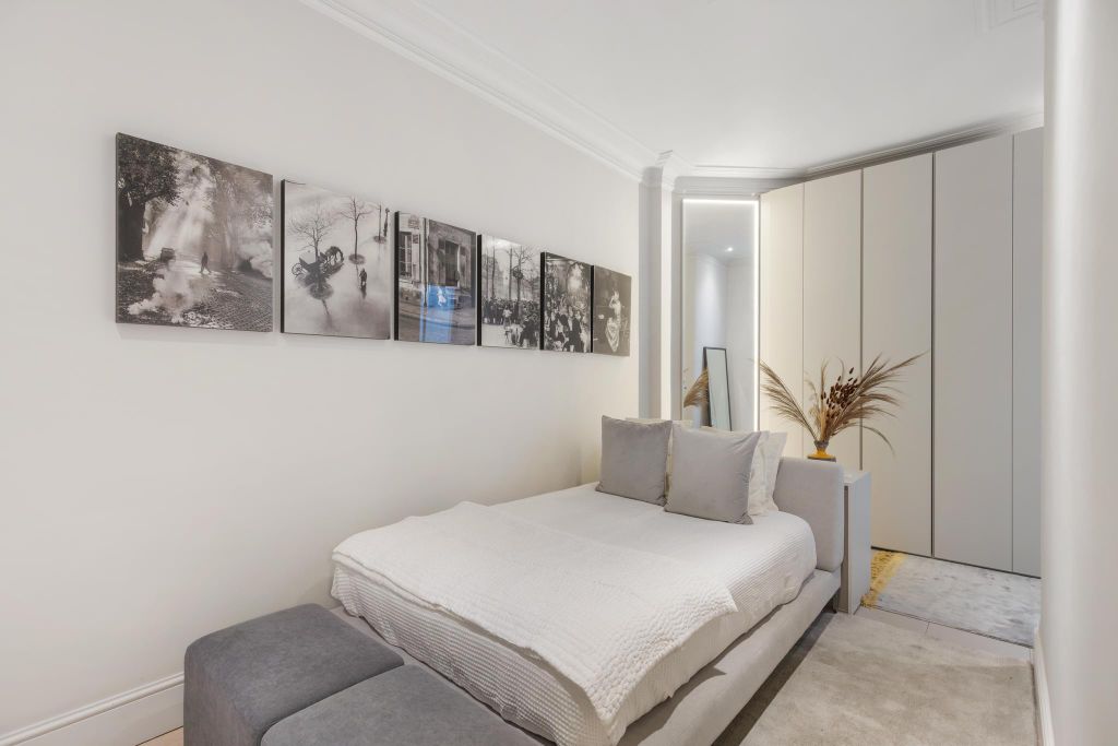 Property photo 3 of 17 Image