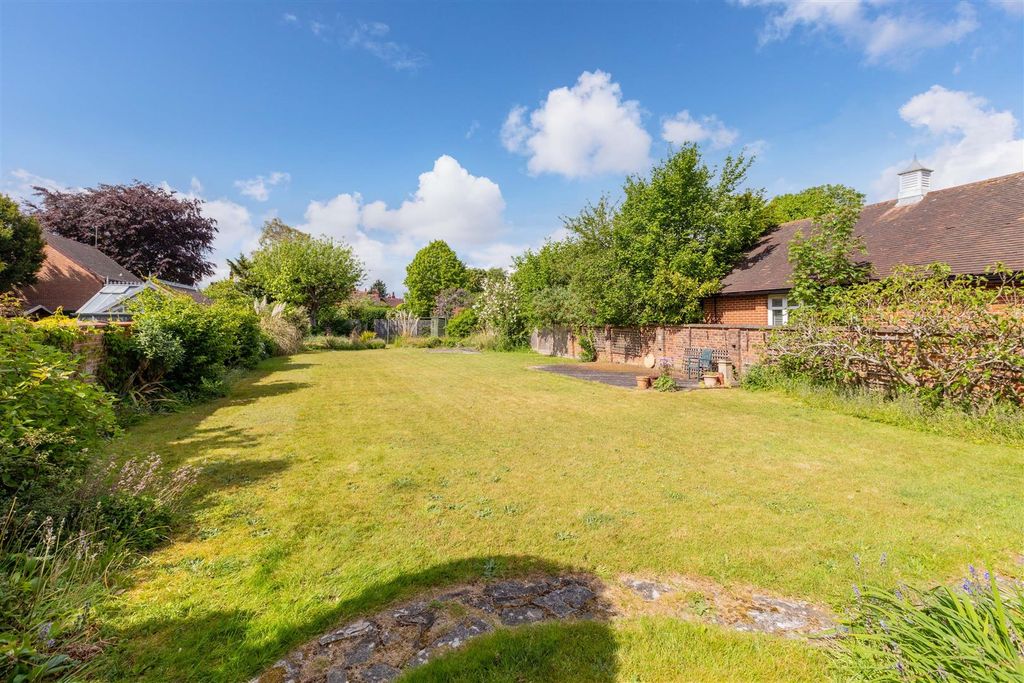 Property photo 2 of 23 1